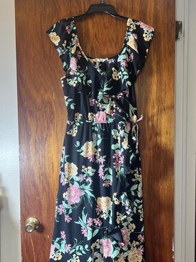 Indulge In Style Black Floral Maxi Dress Ruffle Tie Flutter Sleeve V Neck Sz XL